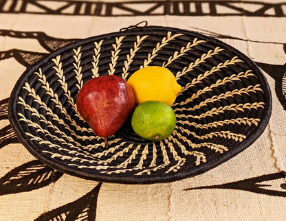 Handwoven Spiral Raffia Grass African Basket