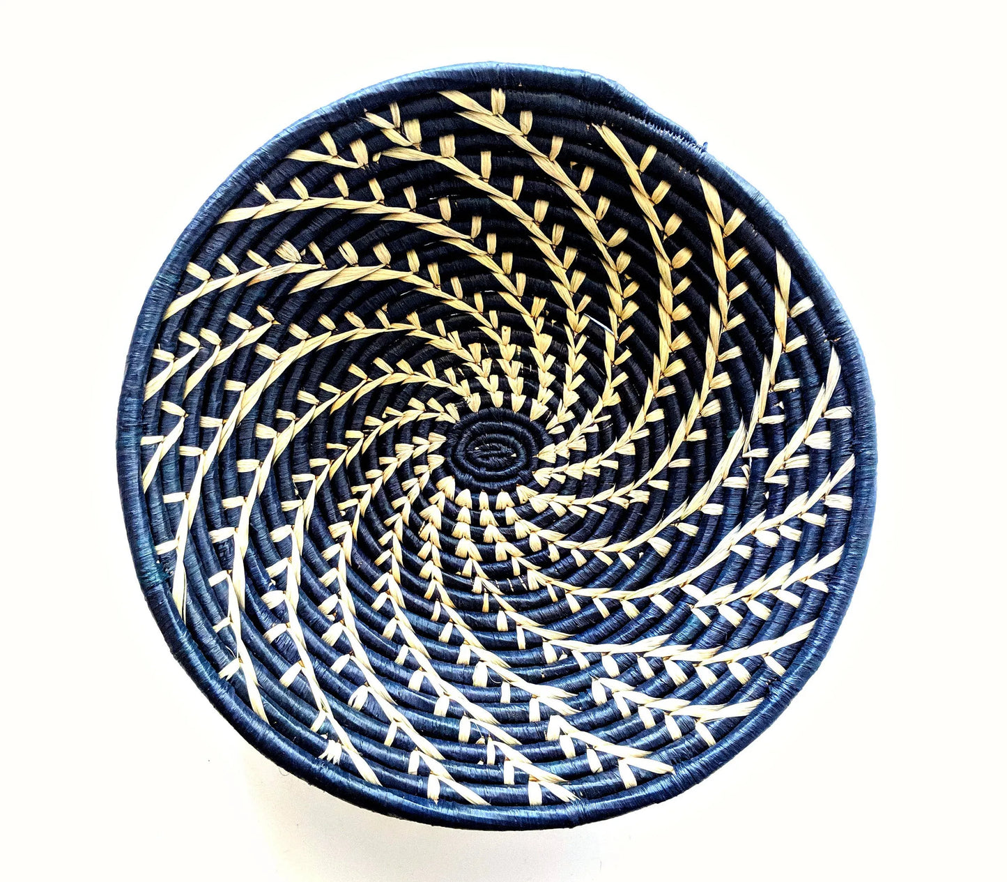 Handwoven Spiral Raffia Grass African Basket