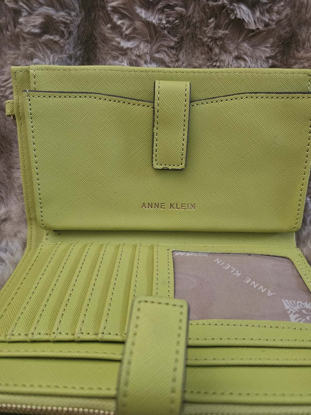 Wallet pistachio green Anne Klein wallet plentiful with compartments