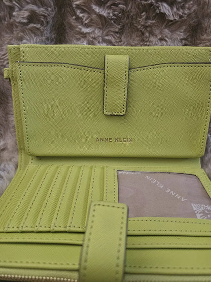 Wallet pistachio green Anne Klein wallet plentiful with compartments