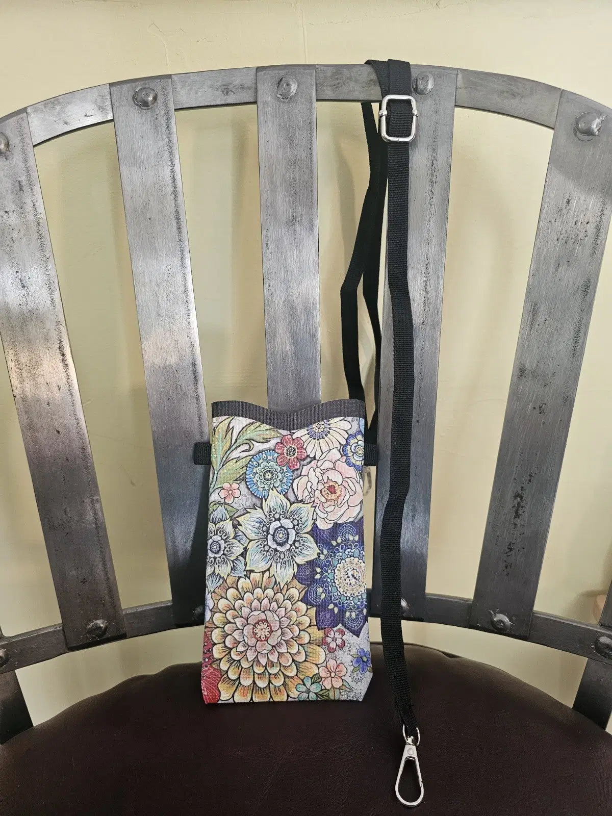 Wallet Cellphone or Glasses case goes around the neck or on the shoulder