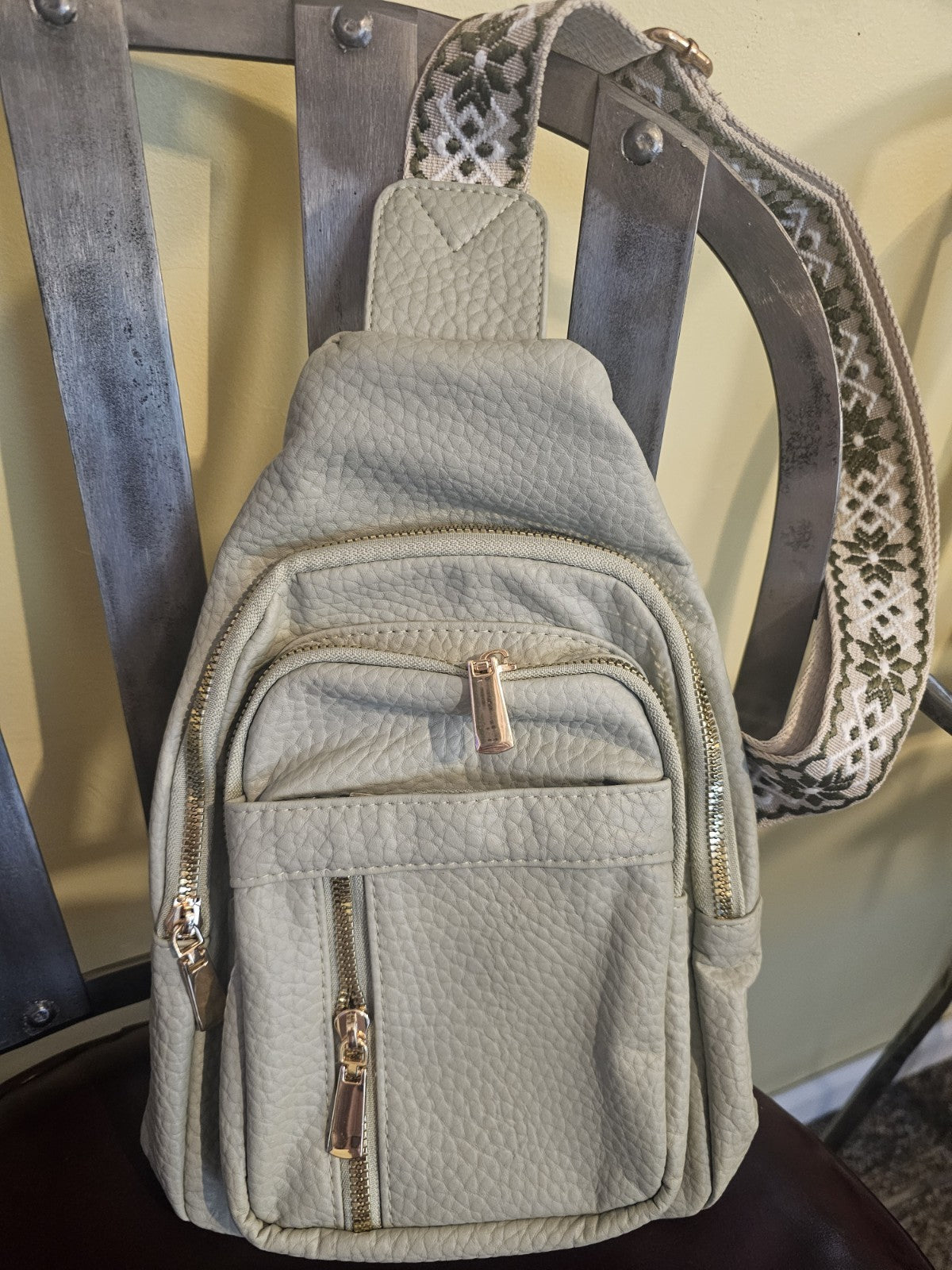 Purse Backpack Wom crossbody type backpack purse 5 zippers pockets gold hardware