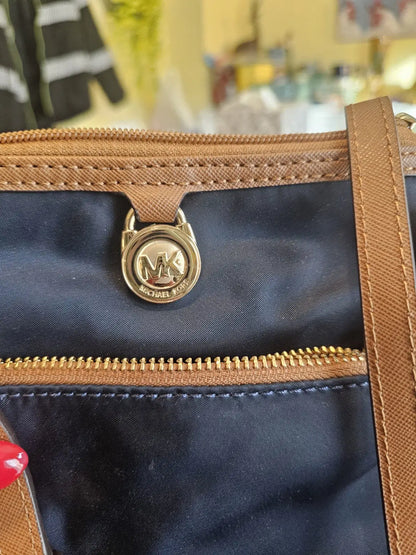 Purse Michael Kors handbag crossbody used
