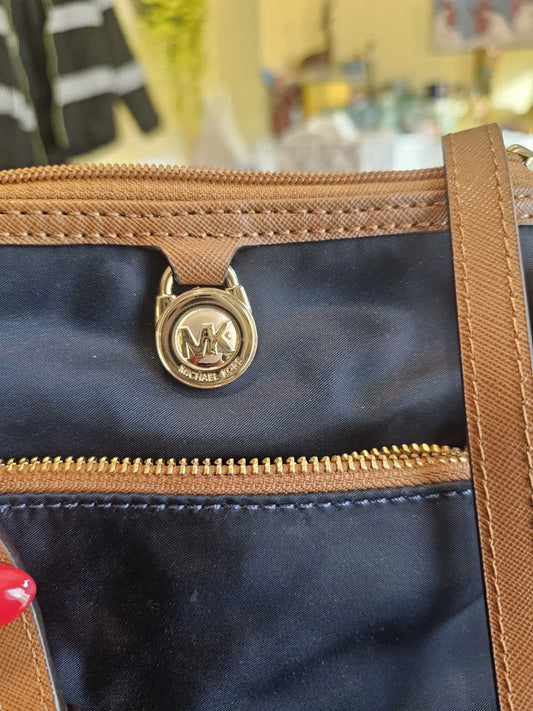 Purse Michael Kors handbag crossbody used