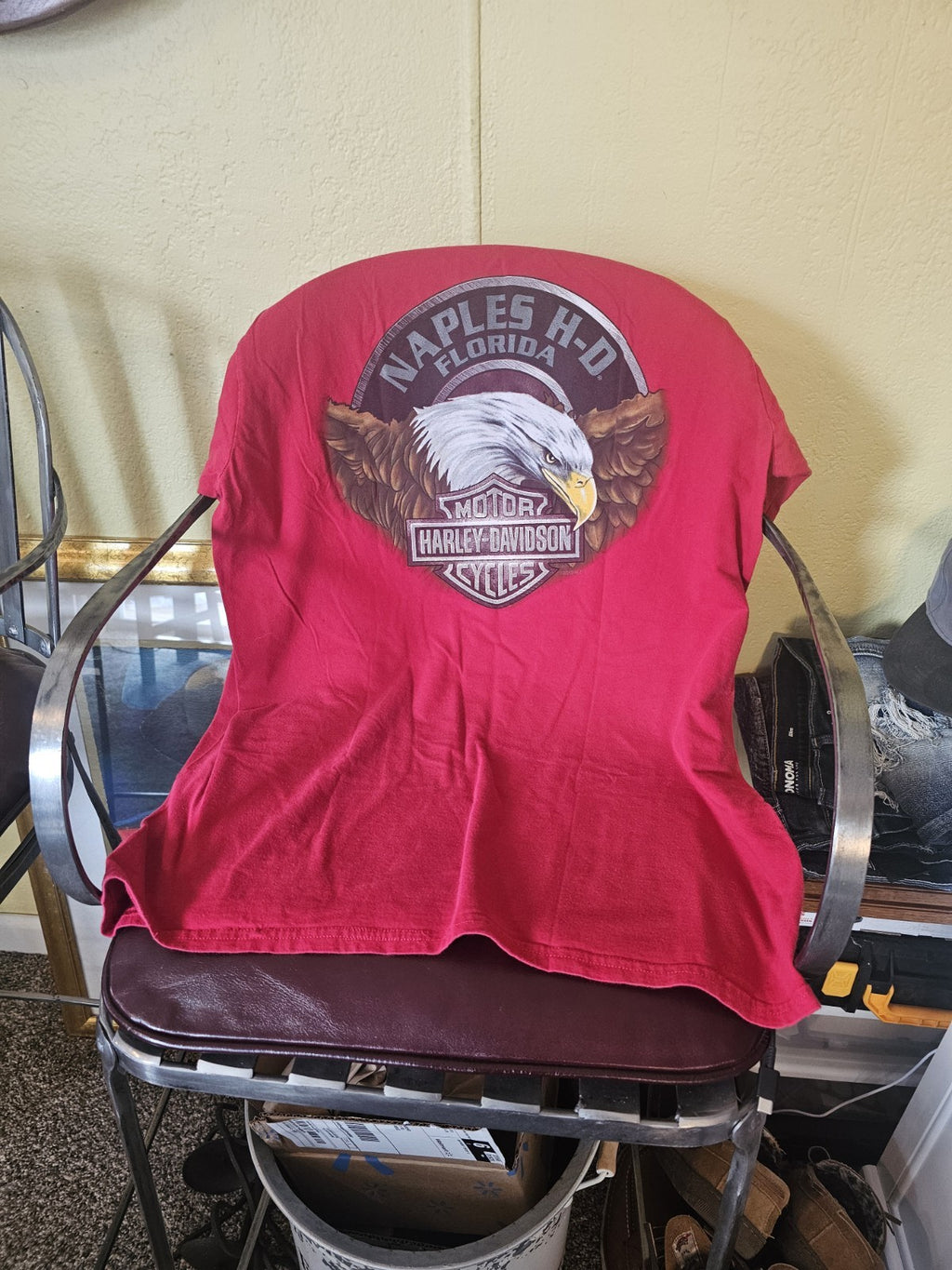 T Shirt Hanes brand  Harley Davidson shirt size L red