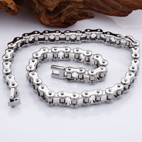 Women's Clothing & Accessories