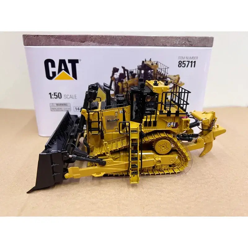 CAT D10 Dozer Model 1:50 Diecast Bulldozer