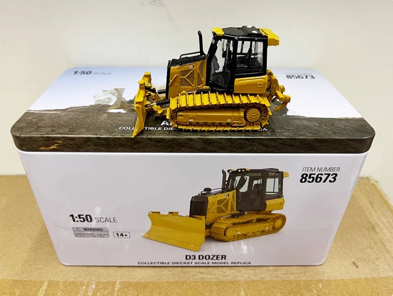 DM 85673 Diecast 1:50 Scale D3 Dozer Alloy Engineering Forklift Loader Model Adult Classic Collection Gift Static Display