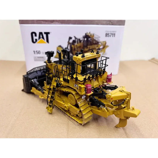 CAT D10 Dozer Model 1:50 Diecast Bulldozer