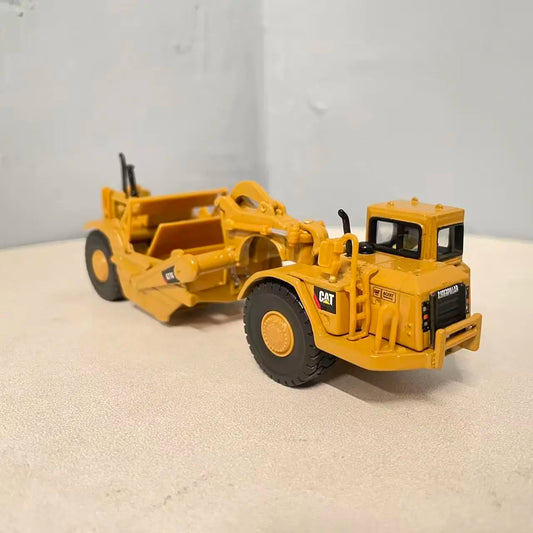 Die-cast 1:87 Cat 627g Wheel Scraper Alloy Model Simulation Engineering Vehicle 85134 Collection Commemorative Ornament