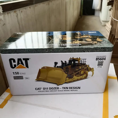 Cat D11T Bulldozer Model 1:50 Diecast Dozer