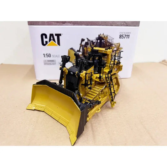 CAT D10 Dozer Model 1:50 Diecast Bulldozer