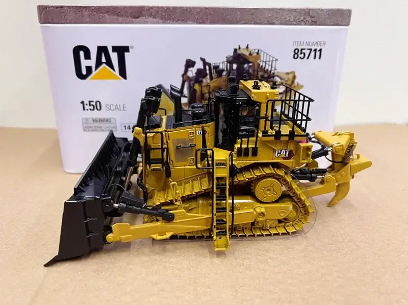CAT D10 Dozer Model 1:50 Diecast Bulldozer