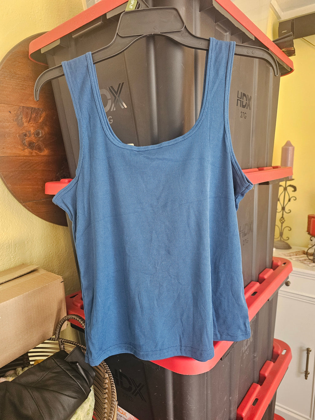 Sleeveless Camisole/Tank Top