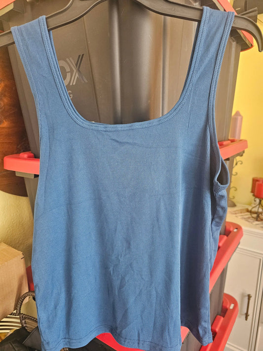 Sleeveless Camisole/Tank Top