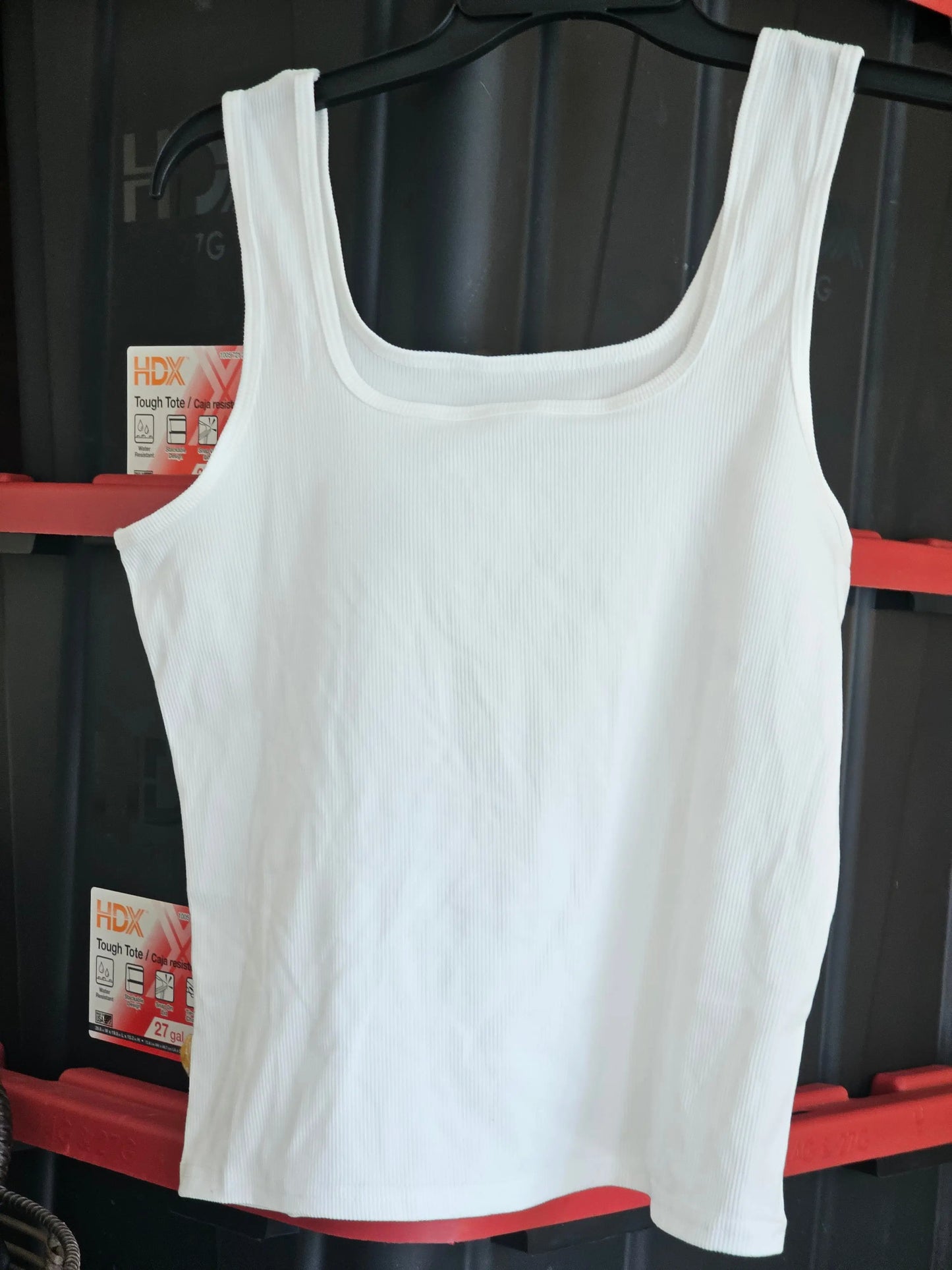 Sleeveless Camisole/Tank Top
